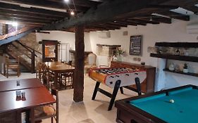 Le Moulin Aux Ecrevisses